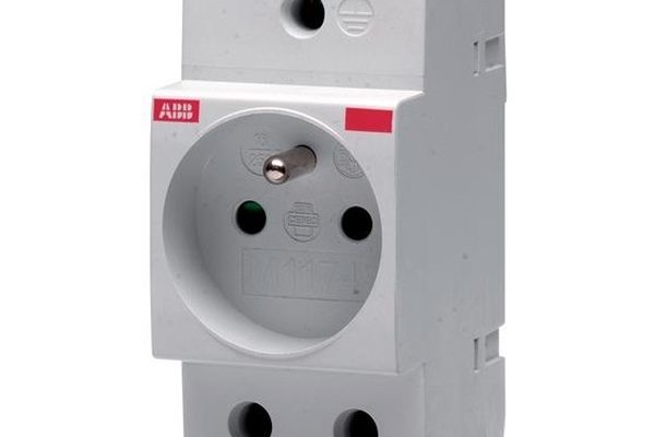 Zásuvka ABB M1174 na DIN lištu 16 A/230 V s ochranným kolíkem